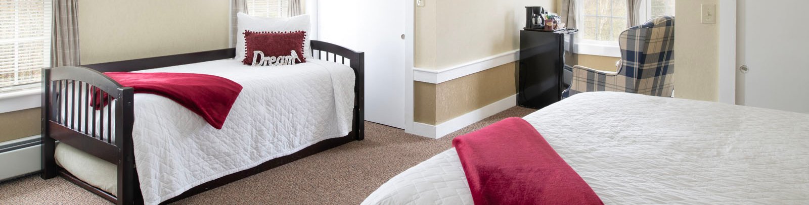 Salt Box Hotel Rooms & Inn In Jackson NH